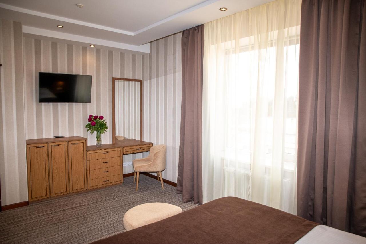 Hotel Optima Collection Aurora Krivói Rog Exterior foto